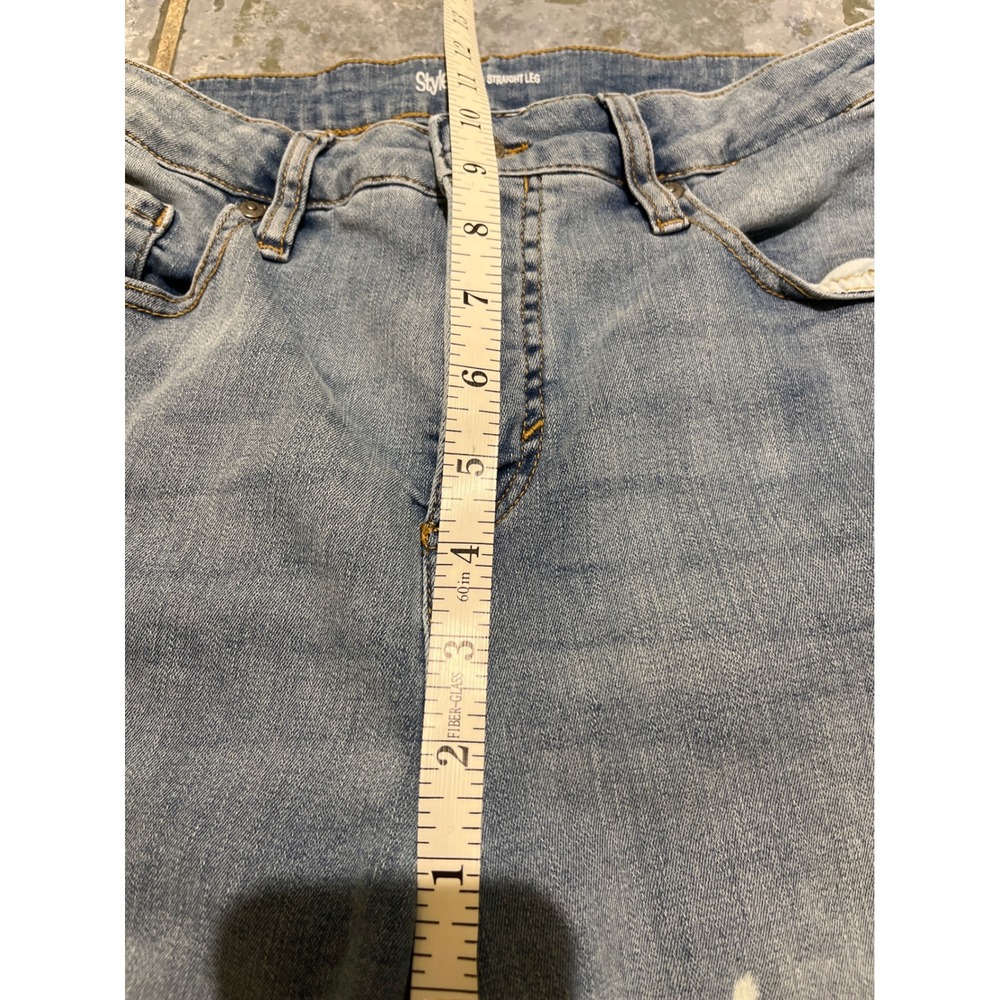 Style & Co Jeans Women's Size 8 Straight Leg Floral Embroidered Light Wash Denim - Picture 10 of 13